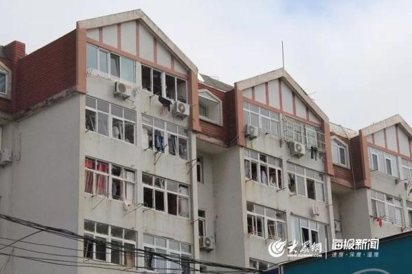 突發(fā)！青島一居民樓發(fā)生爆燃！已造1人死亡，7人受傷！3公里外有震感…